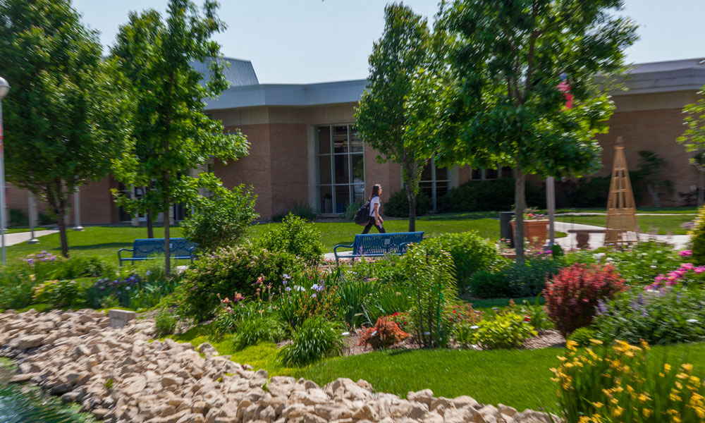 HutchCC Campus Garden