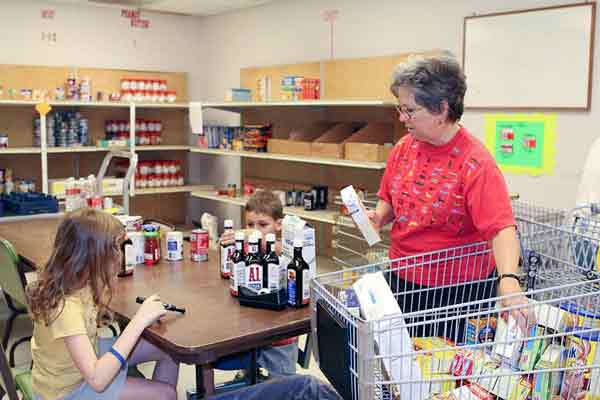 Volunteers for HutchCC